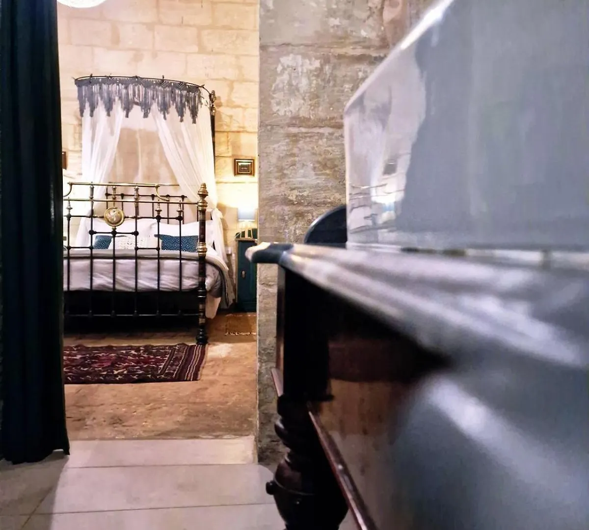 Myrtle Suite - Valletta ground floor apartment Malta